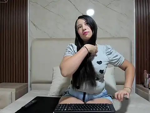 Snapshot of PalomaAguilarx69 chatting on February 2026 01:01:01 AM PalomaAguilarx69 online show from February 2026 01:01:01 AM