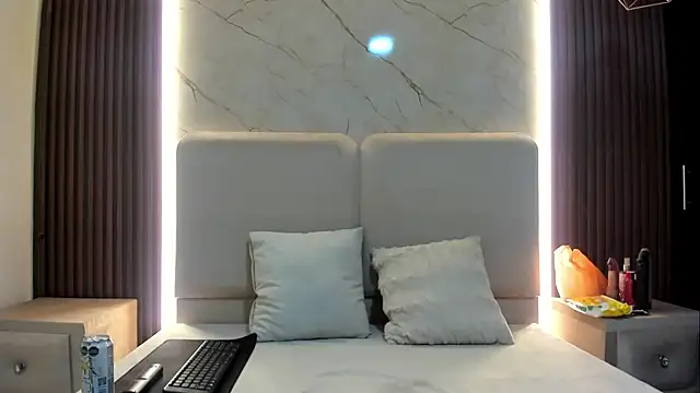 Snapshot of PalomaAguilarx69 chatting on February 2026 01:16:02 AM PalomaAguilarx69 online show from February 2026 01:16:02 AM