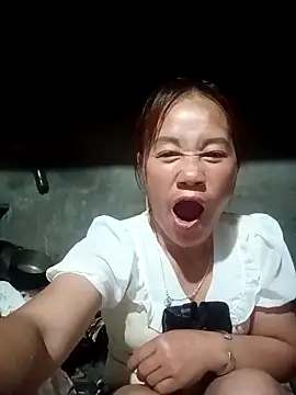 cutebobi online show from March 2026 10:11:01 PM