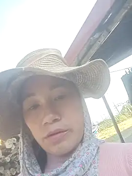 cutebobi online show from February 2026 02:00:02 AM