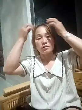 cutebobi online show from February 2026 11:28:01 AM