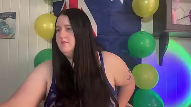 xopeachybaby online show from July 2026 12:39:01 AM