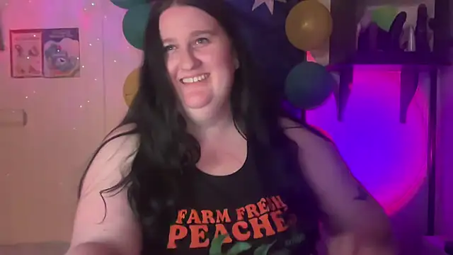 xopeachybaby online show from July 2026 12:23:01 PM