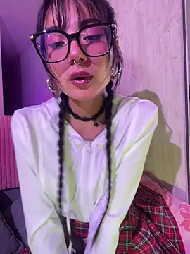  Lucycherry online show from March 2026 06:57:02 AM