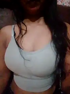 Snapshot of Ayesha_Khan1 chatting on February 2026 04:17:02 PM Ayesha Khan1 online show from February 2026 04:17:02 PM