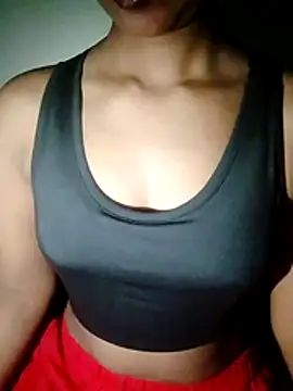 Snapshot of Ayesha_Khan1 chatting on February 2026 04:47:01 AM Ayesha Khan1 online show from February 2026 04:47:01 AM