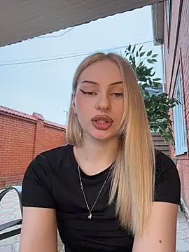 DayaFoxy online show from March 2026 01:20:01 PM