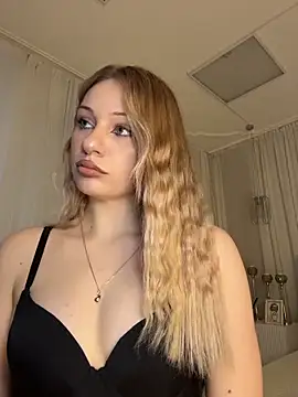 DayaFoxy online show from March 2026 01:08:01 PM