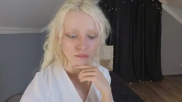 Snapshot of Naomi_Demio chatting on February 2026 09:11:02 AM Naomi Demio online show from February 2026 09:11:02 AM