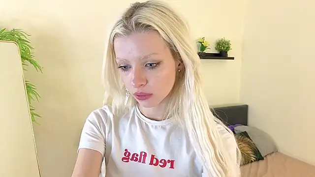 Snapshot of Naomi_Demio chatting on February 2026 02:57:01 PM Naomi Demio online show from February 2026 02:57:01 PM