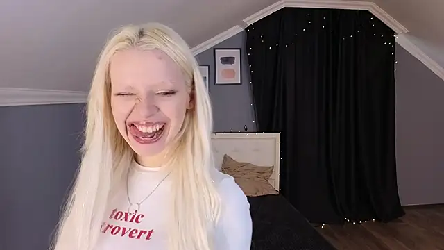 Snapshot of Naomi_Demio chatting on February 2026 09:11:01 AM Naomi Demio online show from February 2026 09:11:01 AM