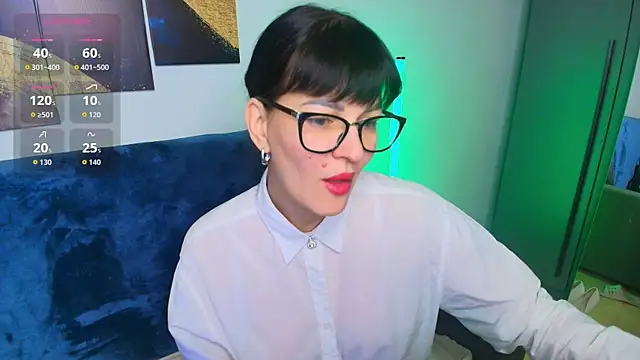 Agata  Moore online show from April 2026 01:18:01 AM