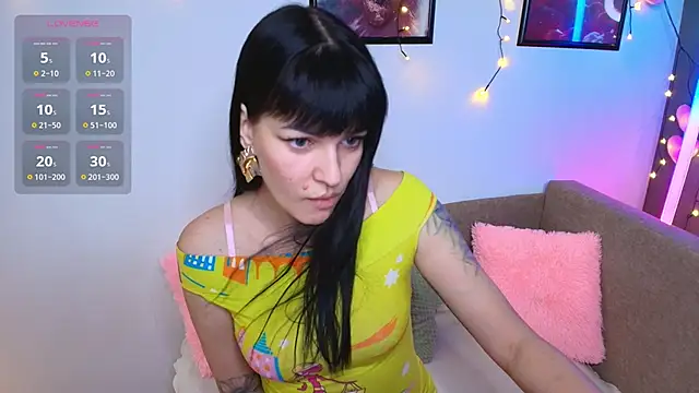 Agata  Moore online show from March 2026 02:15:02 AM