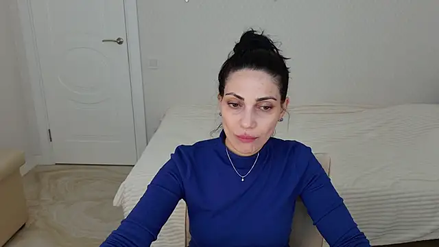 LovelyBeatrice online show from March 2026 06:32:02 AM