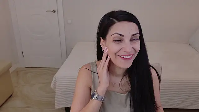 LovelyBeatrice online show from March 2026 11:03:01 AM
