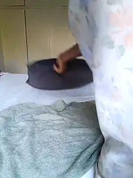 Barbieee1301 online show from February 2026 05:37:01 AM