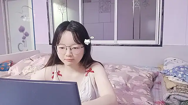 Snapshot of weiwei4999 chatting on February 2026 09:09:01 AM weiwei4999 online show from February 2026 09:09:01 AM