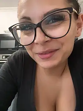 HiddendesireXO01 online show from February 2026 10:15:02 AM