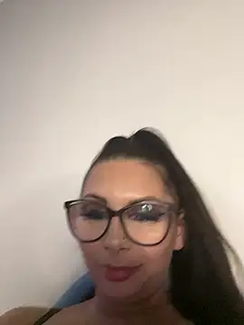 HiddendesireXO01 online show from February 2026 11:42:02 AM