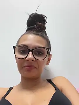 HiddendesireXO01 online show from March 2026 12:01:01 PM