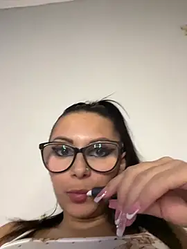 HiddendesireXO01 online show from February 2026 09:55:01 AM