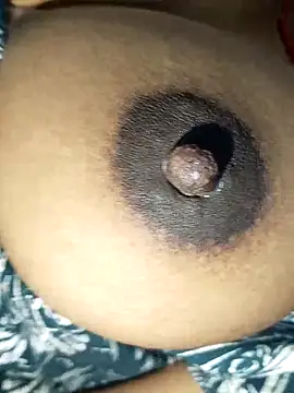 Kajalji8765 online show from April 2026 10:33:02 AM