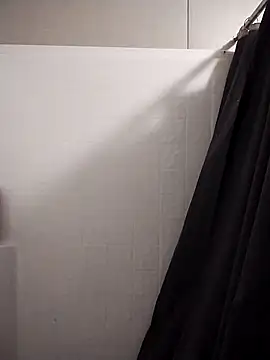 BusyB1983 online show from April 2026 06:59:01 AM