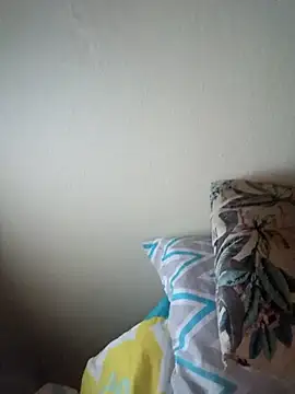 Snapshot of Osito81hot chatting on January 2026 08:23:01 PM Osito81hot online show from January 2026 08:23:01 PM