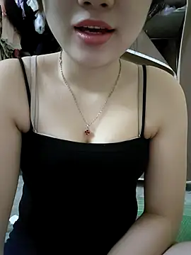 Pinks cool online show from April 2026 04:02:02 PM