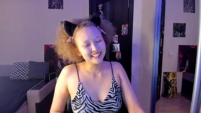 Senya Sol online show from March 2026 11:49:01 PM