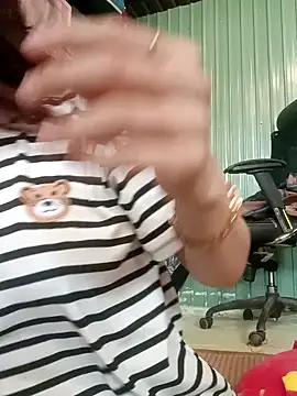 Snapshot of Victoria-Victoria chatting on February 2026 01:28:01 AM Victoria-Victoria online show from February 2026 01:28:01 AM