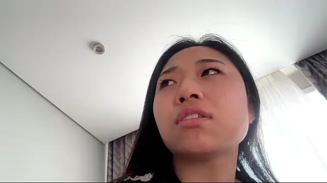 SweetMiaXO online show from March 2026 10:09:01 PM