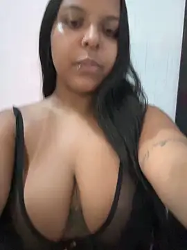 Snapshot of bella_255 chatting on March 2026 06:42:01 PM bella 255 online show from March 2026 06:42:01 PM