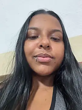 Snapshot of bella_255 chatting on March 2026 12:45:02 AM bella 255 online show from March 2026 12:45:02 AM