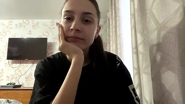 Snapshot of PagedLard chatting on February 2026 06:13:01 AM PagedLard online show from February 2026 06:13:01 AM