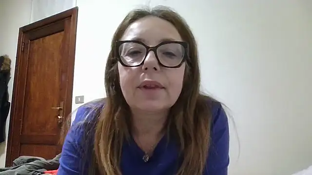 Snapshot of Miasexmilf chatting on February 2026 02:19:02 PM Miasexmilf online show from February 2026 02:19:02 PM