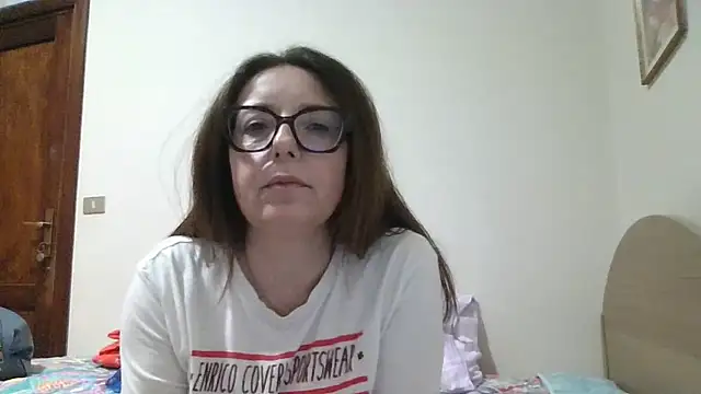 Miasexmilf online show from April 2026 06:55:02 PM