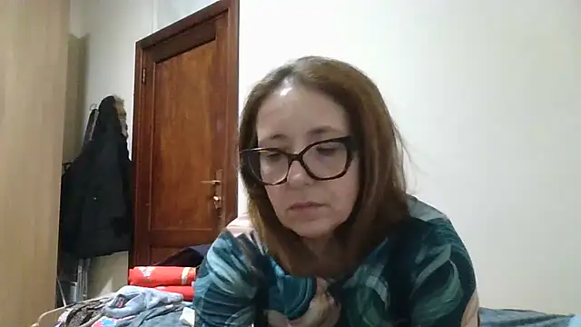 Snapshot of Miasexmilf chatting on February 2026 07:03:01 PM Miasexmilf online show from February 2026 07:03:01 PM