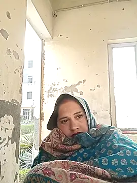 Cute-karisma1234 online show from March 2026 02:55:02 AM