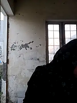 Cute-karisma1234 online show from February 2026 01:46:01 AM