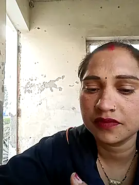 Cute-karisma1234 online show from March 2026 01:56:02 AM