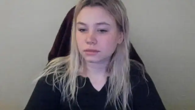 Lulu Di online show from February 2026 11:26:01 PM