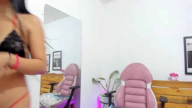 Naughty Vanessa  online show from March 2026 01:19:02 PM