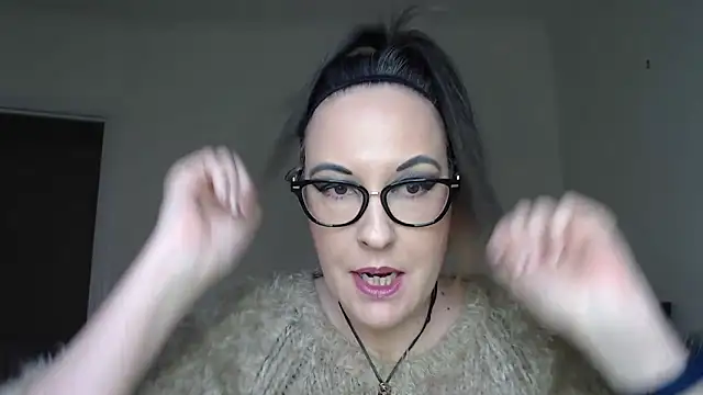 Snapshot of PsychicDominatrix chatting on February 2026 10:59:02 AM PsychicDominatrix online show from February 2026 10:59:02 AM