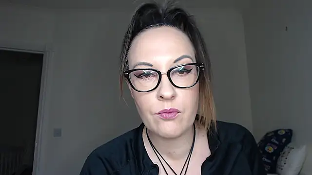 Snapshot of PsychicDominatrix chatting on February 2026 08:24:02 AM PsychicDominatrix online show from February 2026 08:24:02 AM