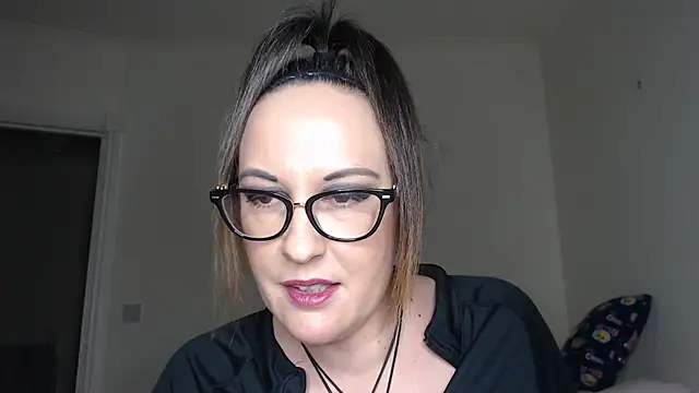 Snapshot of PsychicDominatrix chatting on January 2026 07:12:01 PM PsychicDominatrix online show from January 2026 07:12:01 PM