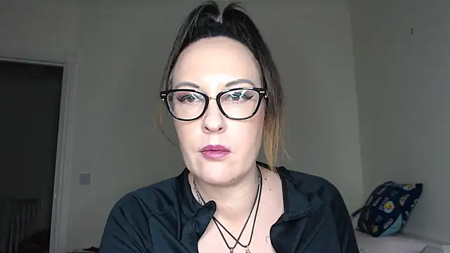 Snapshot of PsychicDominatrix chatting on February 2026 08:30:02 PM PsychicDominatrix online show from February 2026 08:30:02 PM