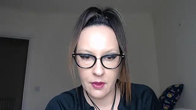 Snapshot of PsychicDominatrix chatting on February 2026 01:49:02 PM PsychicDominatrix online show from February 2026 01:49:02 PM