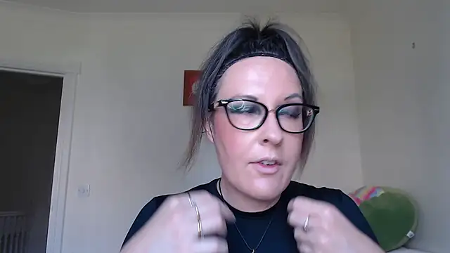 PsychicDominatrix online show from June 2026 10:25:01 AM