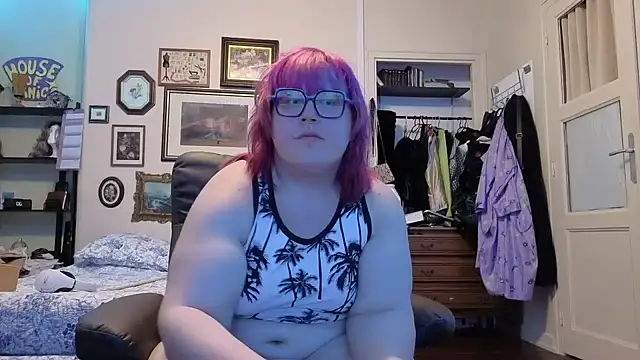ProfaneHekate online show from May 2026 06:28:01 PM